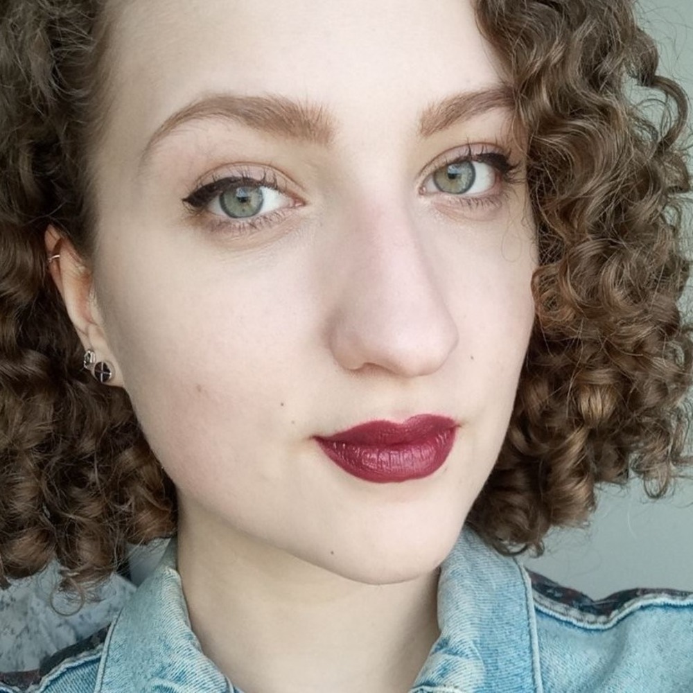 Meet your Posher, Naomi
